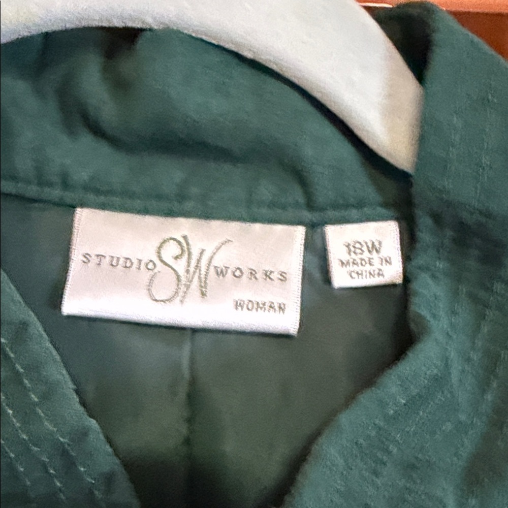 Studio Works Deep Green Jacket - Picture 2 of 5
